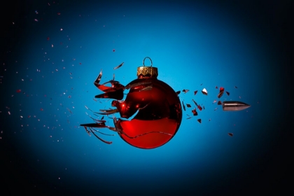 Picture of SHATTERED CHRISTMAS