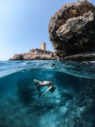 Picture of LAYING UNDER THE ISLAND