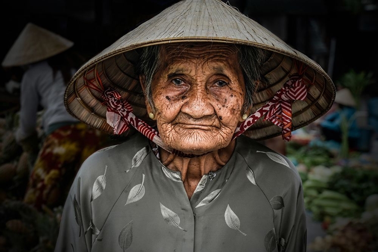 Picture of SHOPPING AT THE MARKET