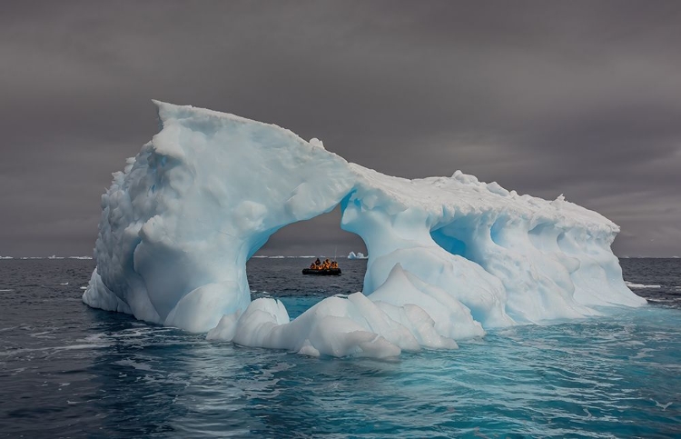 Picture of THE WINDOW OF ANTARCTICA