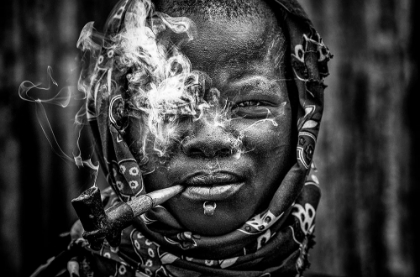 Picture of LAARIM WOMAN SMOKING-SOUTH SUDAN