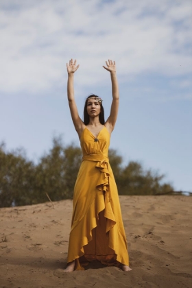 Picture of WOMAN IN YELLOW DRESS