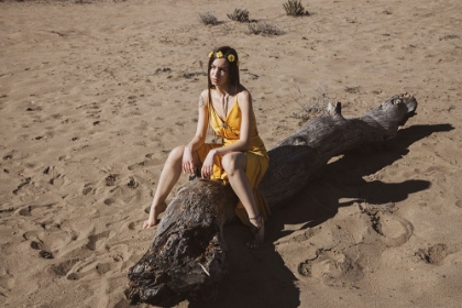 Picture of WOMAN IN YELLOW DRESS