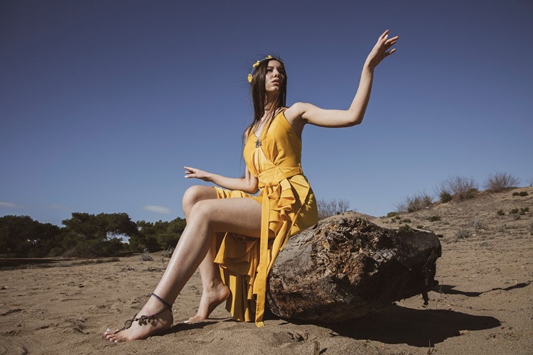 Picture of WOMAN IN YELLOW DRESS