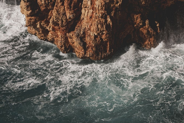 Picture of SEA WAVES AND ROCKS