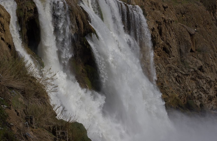 Picture of BEAUTIFUL WATERFALL IN THE NATURE