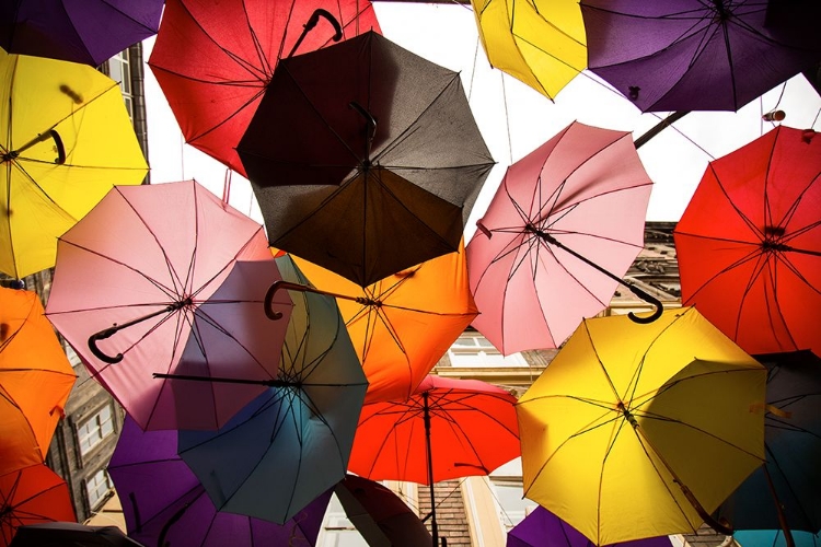 Picture of OLD BUILDING AND DECORATIVE UMBRELLAS