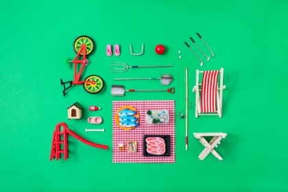Picture of DOLLHOUSE PICNIC