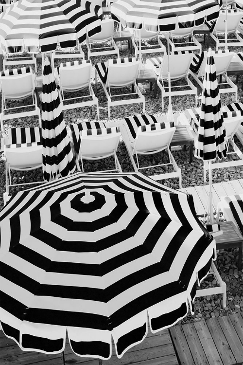 Picture of BLACK AND WHITE BEACH UMBRELLAS