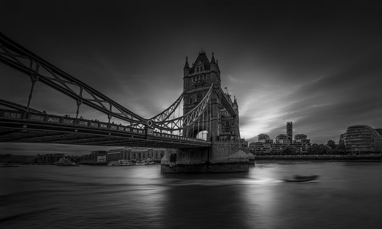 Picture of LONDON BRIDGE