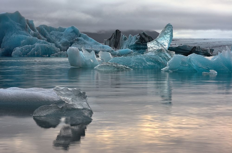 Picture of ICE GRAVE