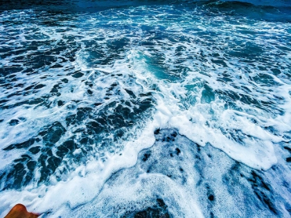 Picture of CHURNING SEAS