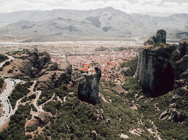 Picture of METEORA, ELEVATED IN METEORA