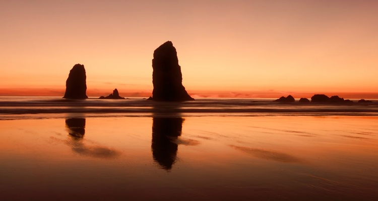 Picture of PASTEL EVENING ON THE COAST