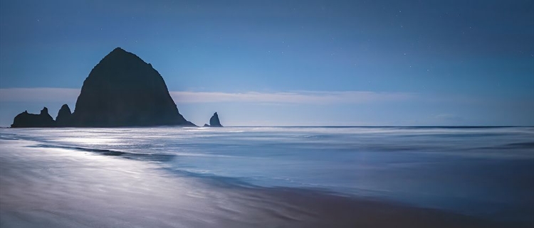 Picture of HAYSTACK ROCK IN HALF-MOON LIGHT