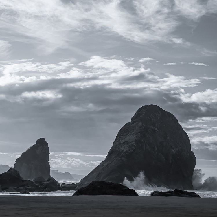 Picture of CRASHING WAVES AGAINST THE SEA STACKS