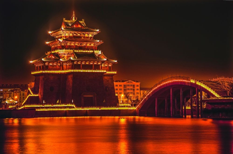 Picture of JINMING LAKE-KAIFENG-CHINA. KAIFENG WAS THE CAPITAL OF THE SONG DYNASTY-1000 TO 1100 AD.