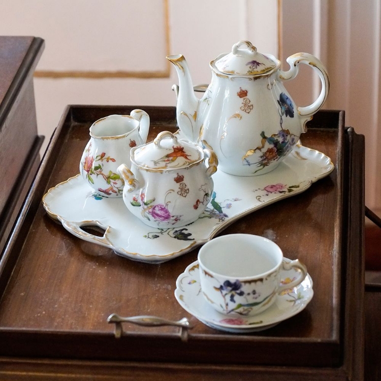 Picture of SINTRA-PORTUGAL. NATIONAL PALACE INTERIOR. ANTIQUE TEA SET