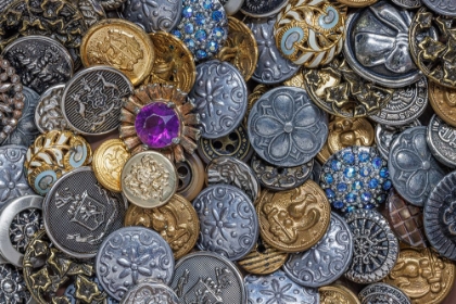 Picture of CLOSE-UP OF VARIETY OF METAL BUTTONS.