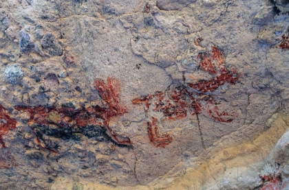 Picture of MEXICO-BAJA CALIFORNIA SUR-SIERRA DE SAN FRANCISCO. PICTOGRAPHS ON ROCK WALL NEAR RANCHO NARANJA.