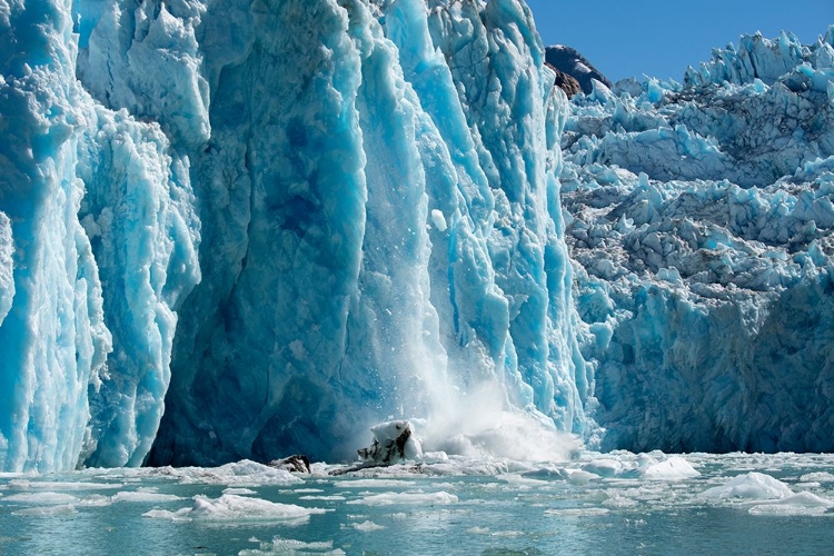 Picture of ALASKA-FORDS TERROR WILDERNESS-TRACY ARM-SOUTH SAWYER GLACIER. GLACIER FACE CALVING.