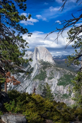 Picture of YOSEMITE-CALIFORNIA-USA. VIEWS OVER YOSEMITE VALLEY FROM GLACIER POINT.