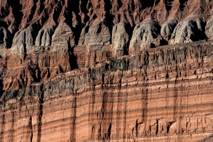 Picture of USA-UTAH. SEDIMENTARY LAYERS-SANDSTONE-CATHEDRAL VALLEY-CAPITOL REEF NATIONAL PARK