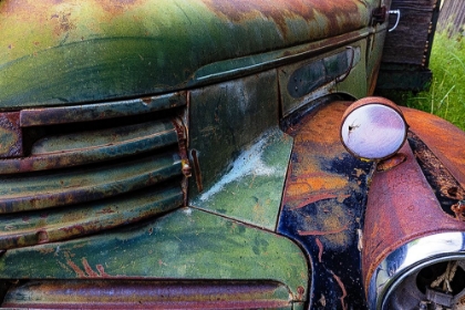Picture of RUSTY OLD TRUCKS AT DAVES OLD TRUCK RESCUE IN SPRAGUE-WASHINGTON STATE-USA