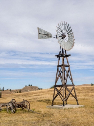 Picture of USA-WASHINGTON STATE-MOLSON-OKANOGAN COUNTY. WINDMILL IN THE GHOST TOWN.
