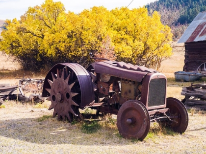 Picture of USA-WASHINGTON STATE-MOLSON-OKANOGAN COUNTY. RUSTY OLD TRACTOR IN THE HISTORIC GHOST TOWN.