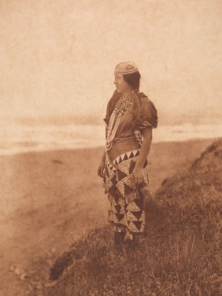 Picture of WOMANS PRIMITIVE DRESS - TOLOWA 1923