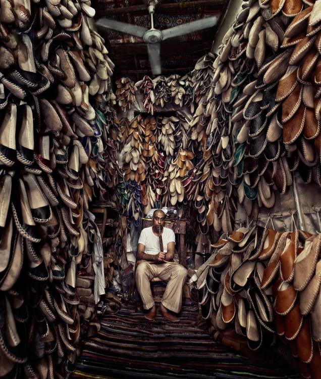 Picture of SHOES MAKER