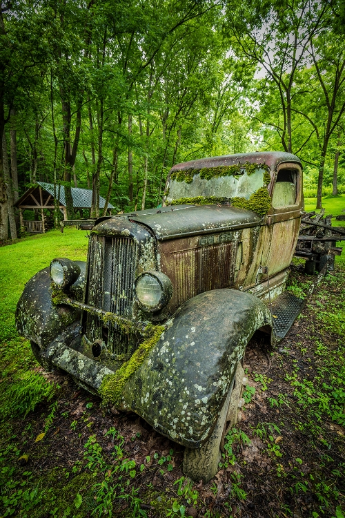 Picture of KEEP ON TRUCKIN