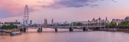 Picture of EVENING VIEW OF LONDON CITY SKYLINE WITH RIVER THAMES