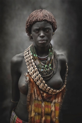 Picture of WOMAN HAMER TRIBE