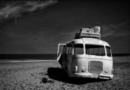 Picture of BEACHED BUS