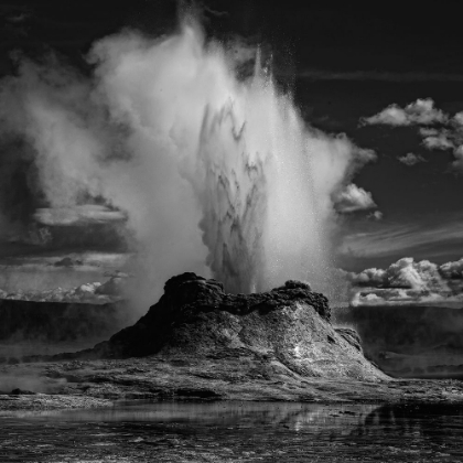Picture of CASTLE GEYSER