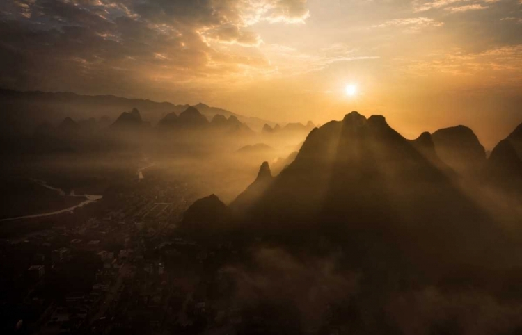 Picture of MISTY SUNRISE
