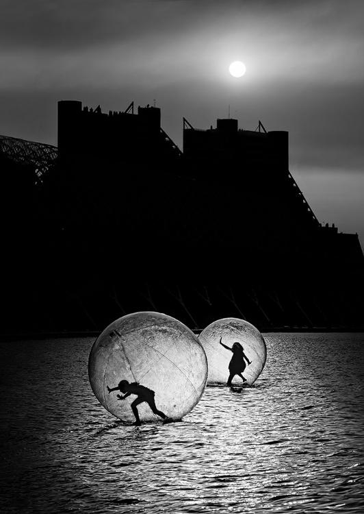 Picture of GAMES IN A BUBBLE