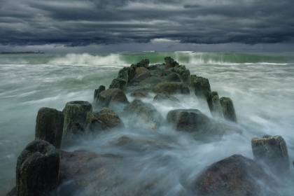 Picture of BREAKWATER
