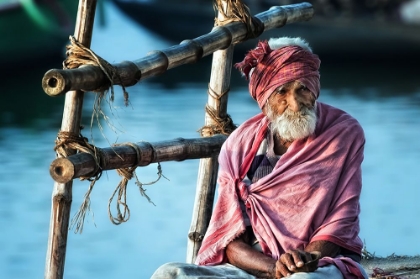 Picture of THE OLD MAN AND THE GANGES