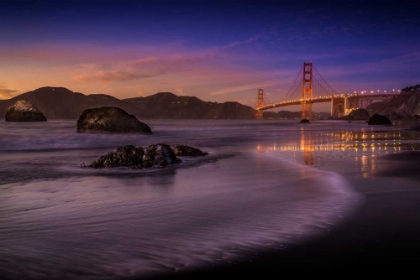 Picture of GOLDEN GATE BRIDGE FADING DAYLIGHT