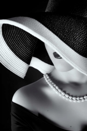 Picture of LA FEMME AU CHAPEAU