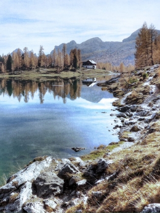 Picture of LAKE CABIN 1
