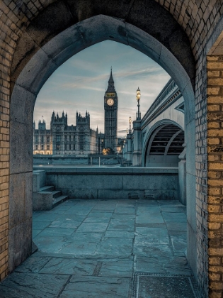 Picture of VIEW OF WESTMINSTER ABBY AND BIG BEN FROM THAMES PROMENADE ARCH, LONDON, UK