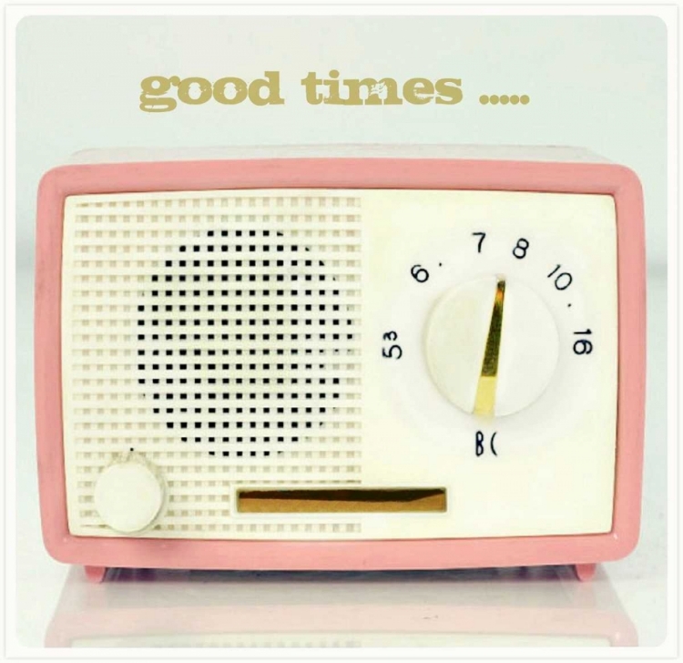 Picture of GOOD TIMES PINK RADIO
