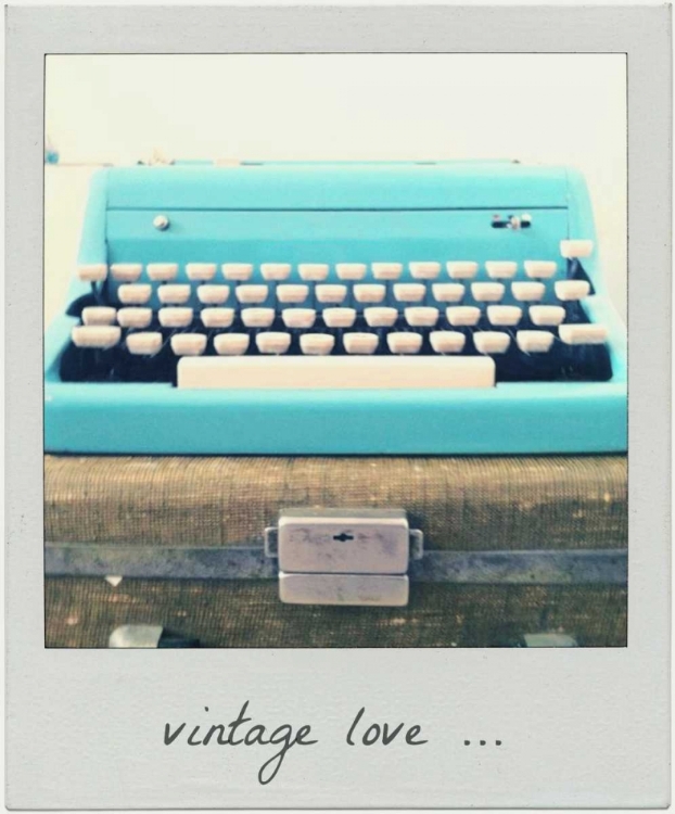 Picture of VINTAGE LOVE FRAME