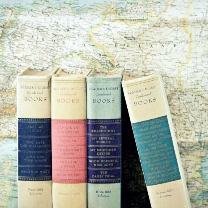 Picture of WORLD SCHOLAR