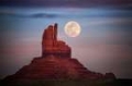 Picture of MOONRISE OVER MONUMENT VALLEY