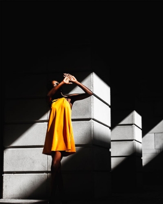 Picture of LADY IN YELLOW